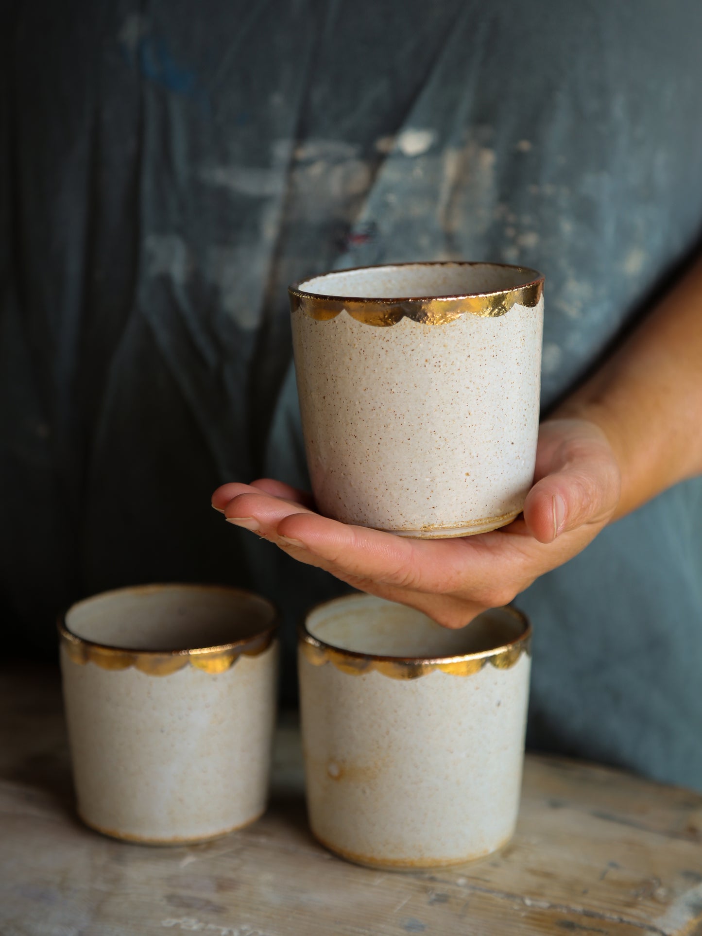Gold Scalloped Beaker