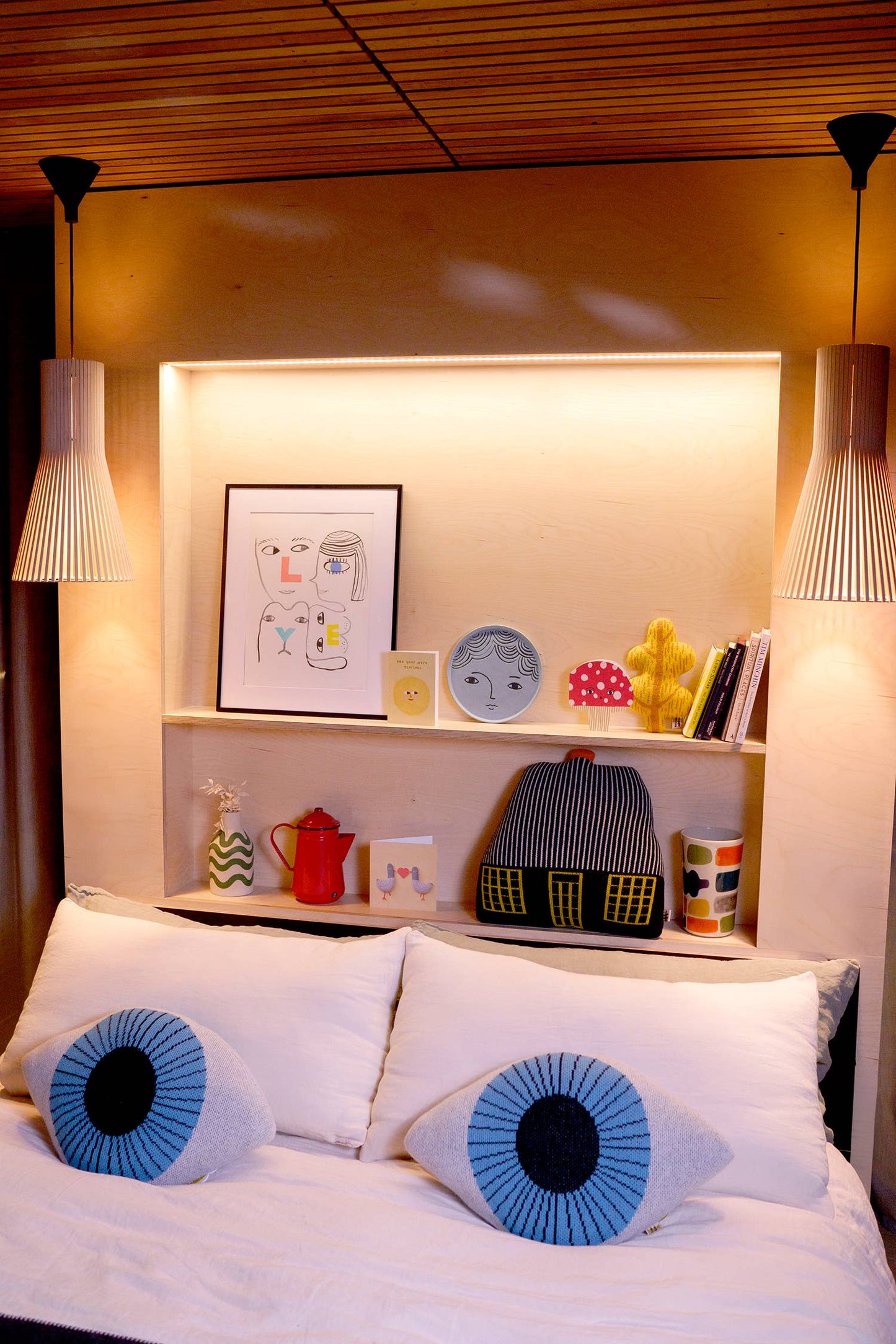 Cottage Cushion - Black