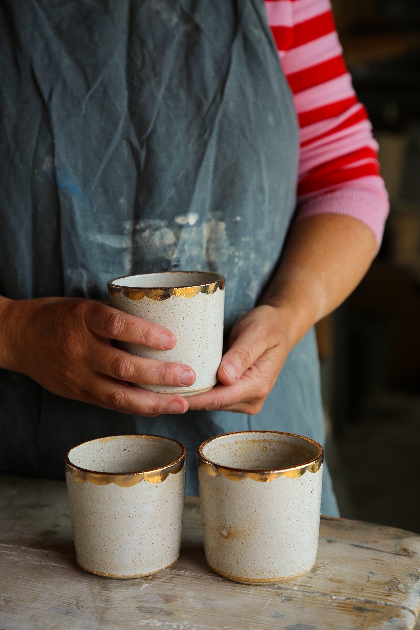 Gold Scalloped Beaker