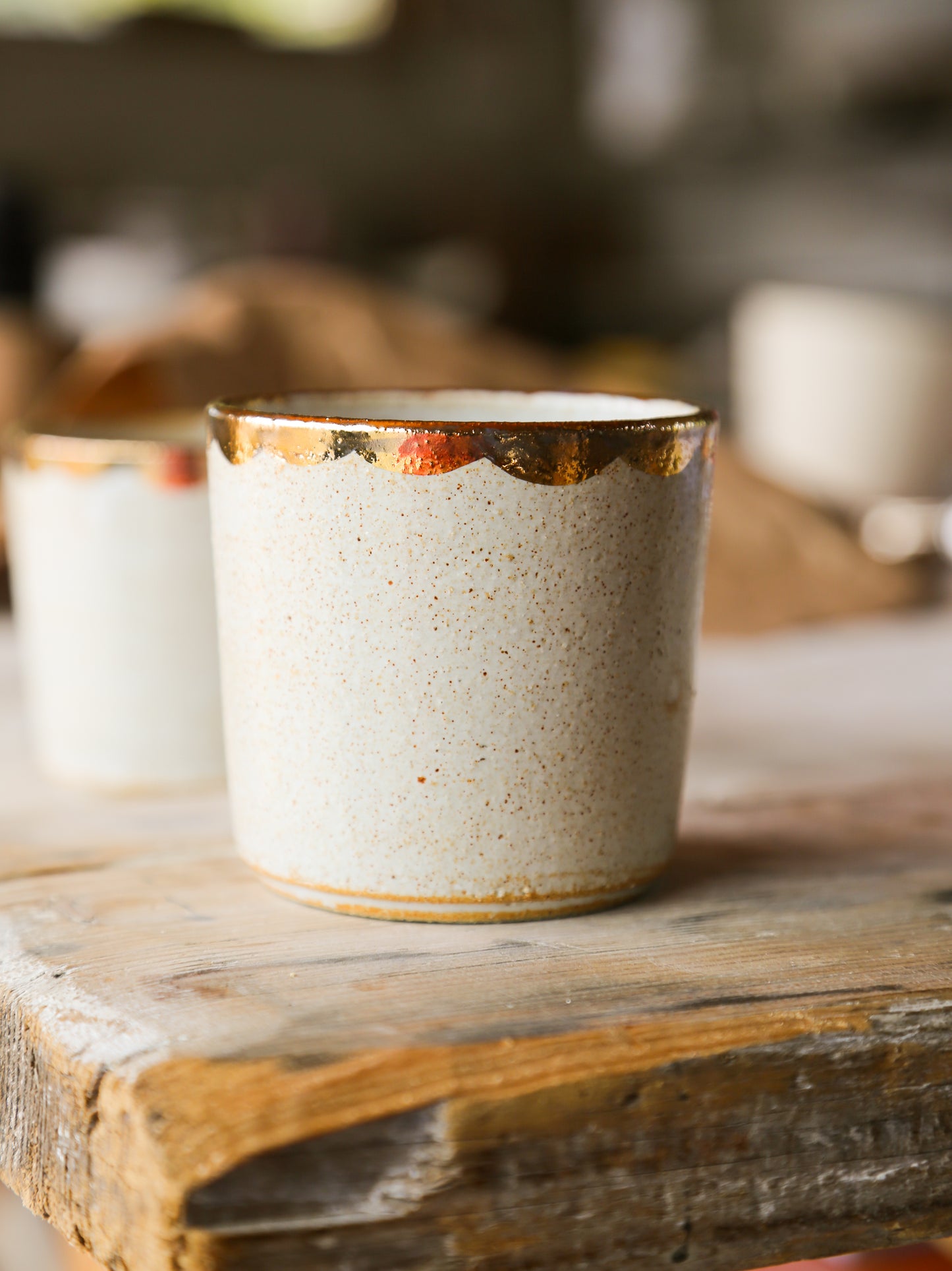 Gold Scalloped Beaker