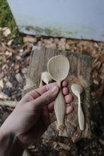 Load image into Gallery viewer, Beech pocket spoon
