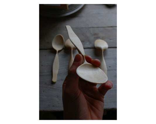 Symmetrical ( ish ) style eating spoon