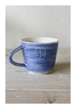 Load image into Gallery viewer, Laura Lane stoneware fisherman mug anchor side
